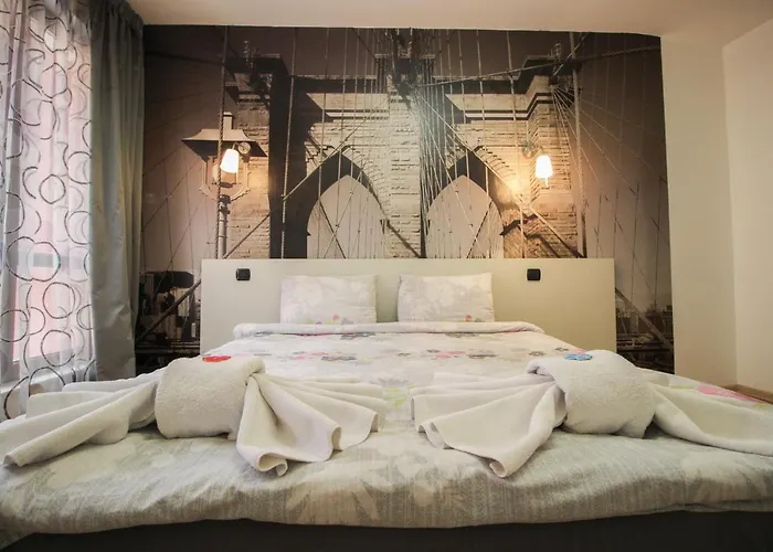 Trendy & Deluxe Apartment By Flat Mаnager